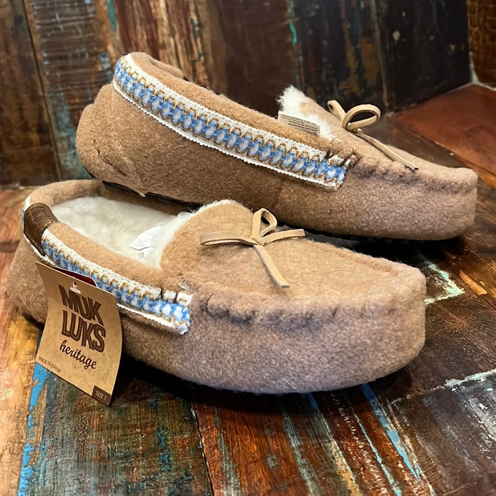 Muk Luks